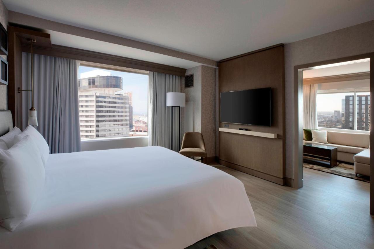 หลุยส์วิลล์ แมริออท ดาวน์ทาวน์ Hotel ภายนอก รูปภาพ